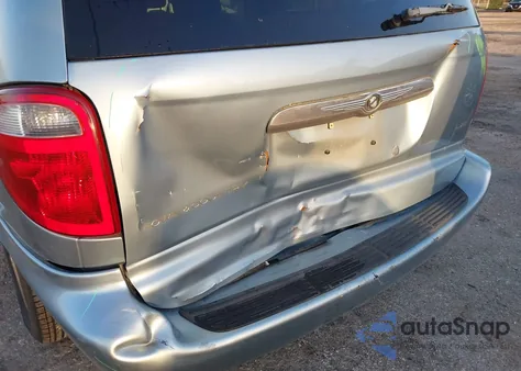 2003 Chrysler Town & Country Lxi z USA, uszkodzony, nr VIN 2C4GP54L93R261570